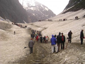 Hindu pilgrims seen on their way to the Amarnath cave on near Chandanwari