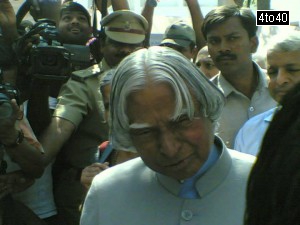 APJ Abdul Kalam at an exhibition