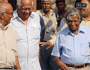 Somnath Chatterji and Dr Abdul Kalam at the DRDO guest house in the capital in 2002