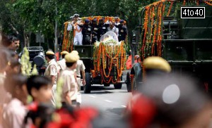 The body of former President APJ Abdul Kalam is transported from the airport to his house in New Delhi on July 28, 2015.