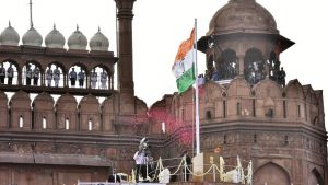 After Prime Minister Modi’s arrival the Army Band played the national anthem, as the PM unfurled the tricolour hoisted at the ramparts of the Red Fort.