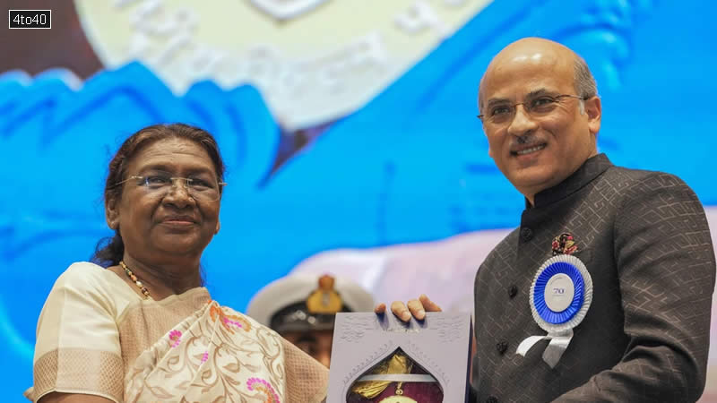 Sooraj R Barjatya was presented the Best Direction award for Uunchai